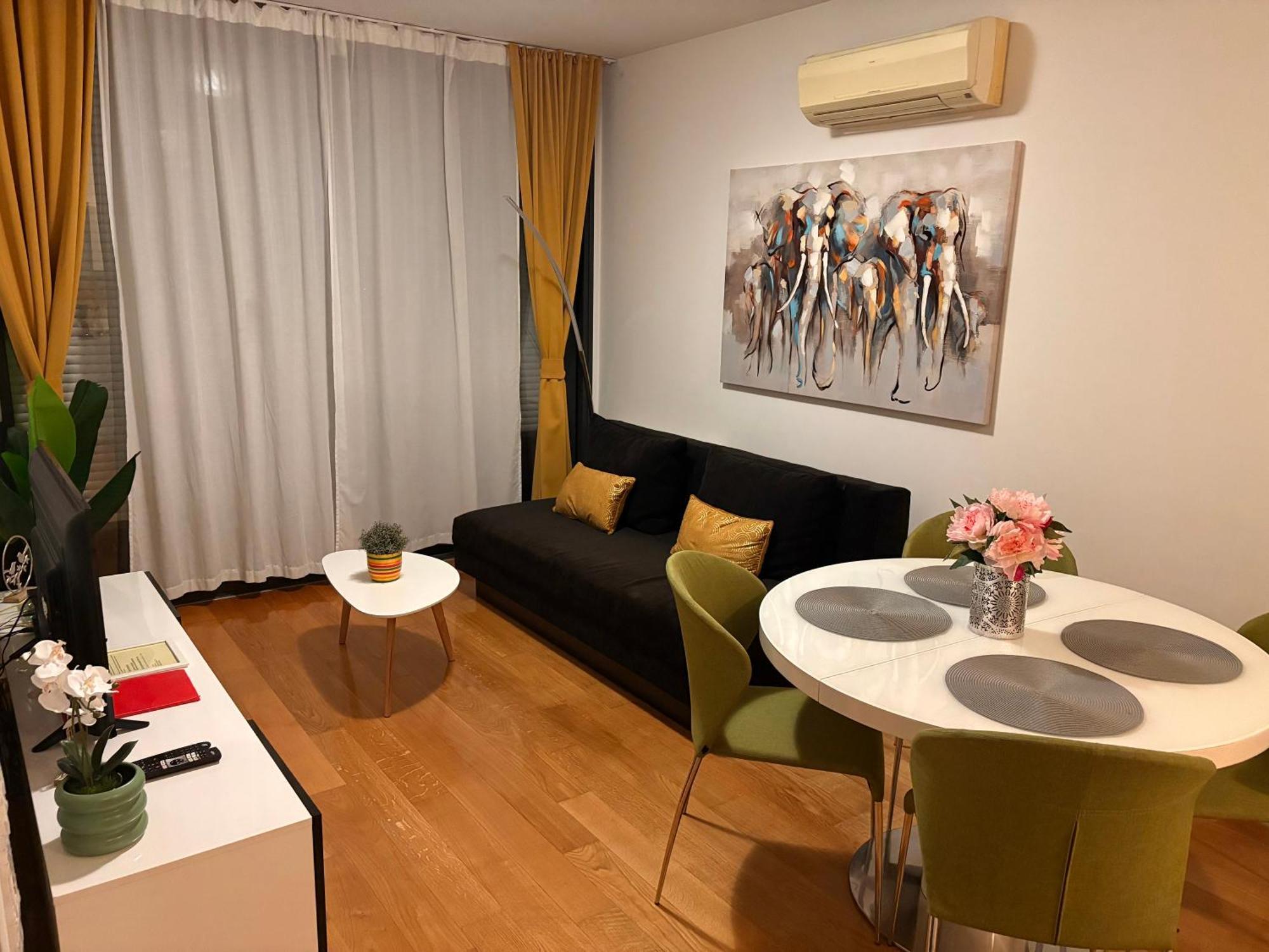 Nova Galerija Studio Ema I Apartman Anita- Parking In Garage Zagreb Dış mekan fotoğraf